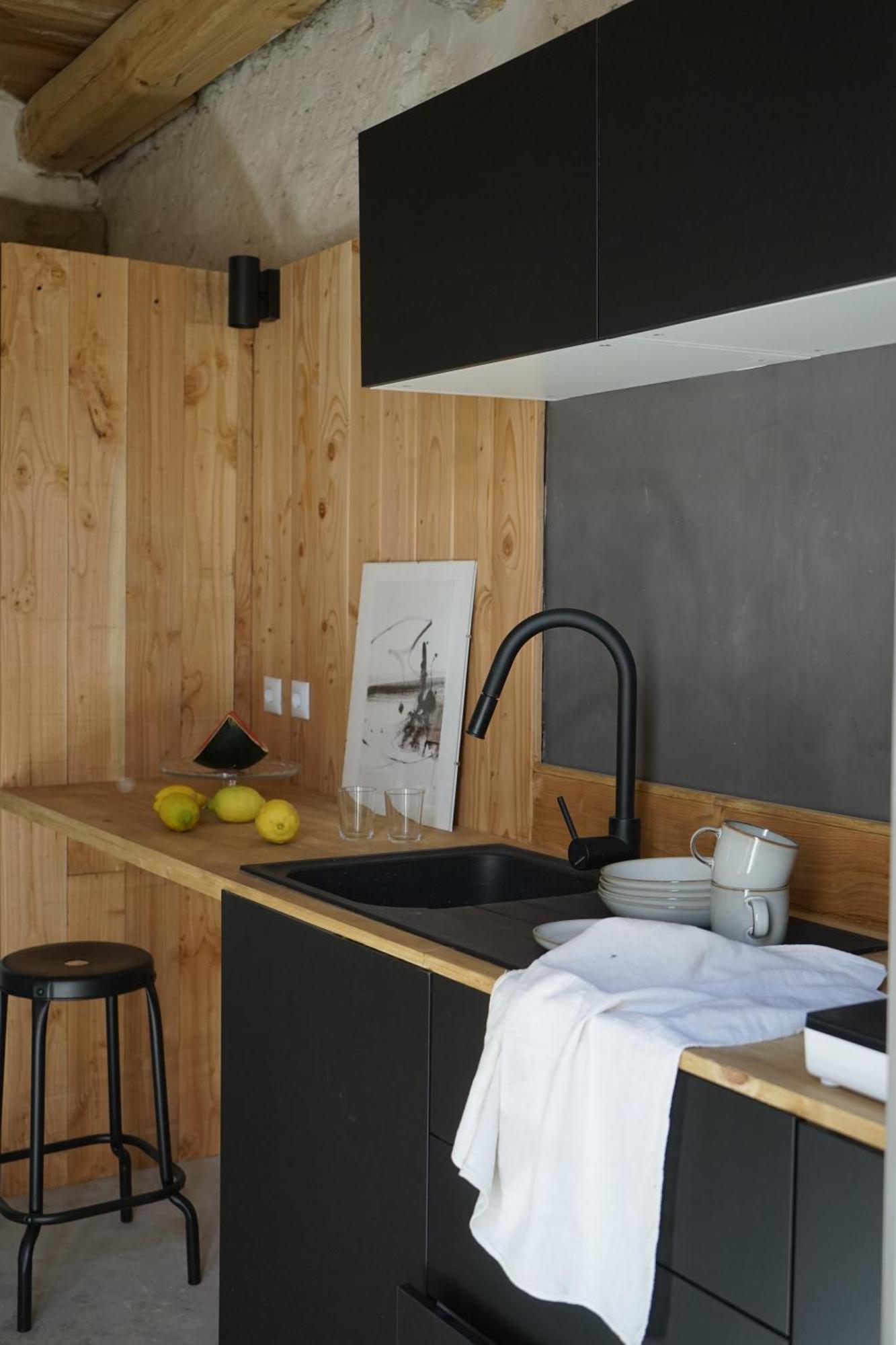 Can Tat, Loft In A Old Coach House Sant Jordi Desvalls 外观 照片